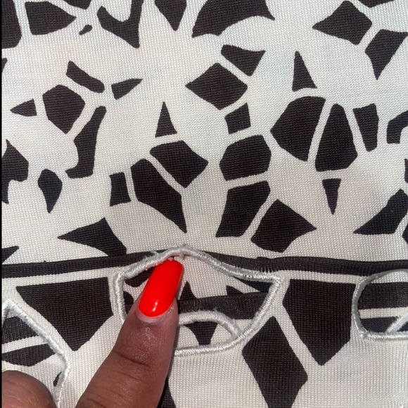 Diane Von Furstenburg Dress Womens 100% Silk Floral Mini Sheath Dress Sz 8 - Picture 11 of 11